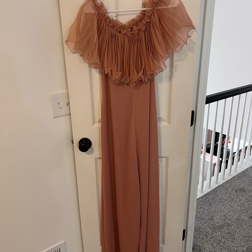 Vintage 1970s Ruffled Off-Shoulder Dress in Dusty Pink
